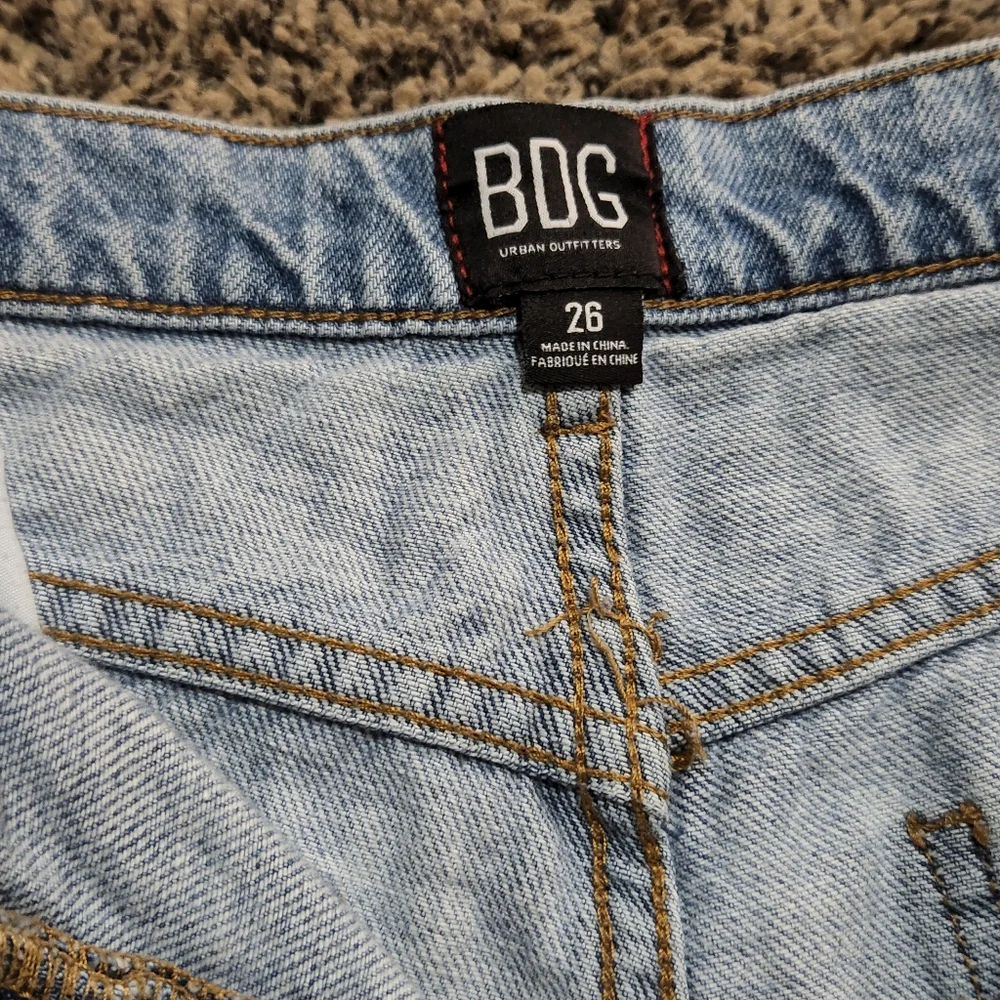 Urban Outfitters BDG Distressed Frayed Hem Denim Size 26 - Picture 9 of 10